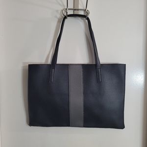 Vince Camuto tote